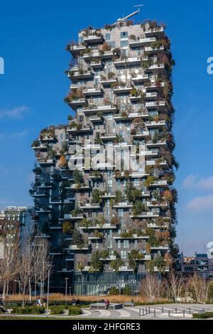 Bosco Verticale Vertical Forest Building Mil N Italia Exuberante