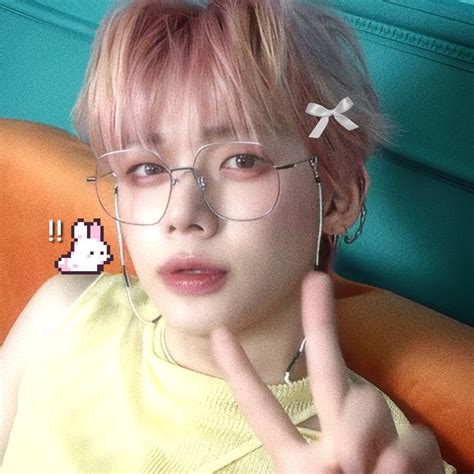 ૮˃̵ ㅅ ˂̵ ა In 2024 Txt Choi Daniel Cute Icons