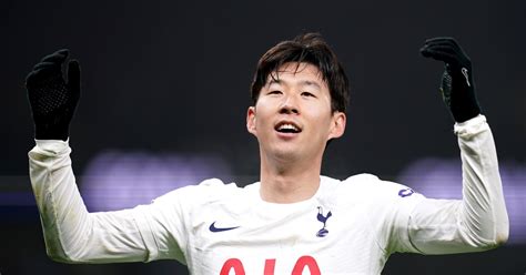 Tottenham Hotspur's Son Heung-min celebrates scoring against Crystal ...