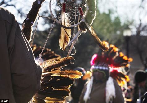 Native Americans Ride For 16 Days To Remember 38 Dakota Men Killed In