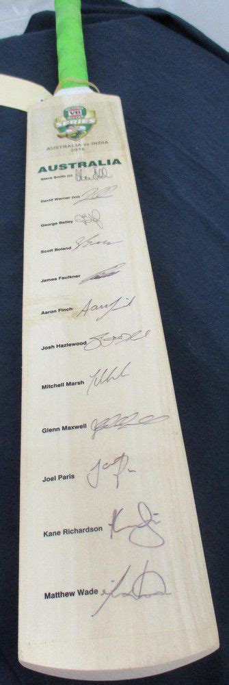 Signed Australian Cricket Bat Vs India 2016 Sporting Cricket