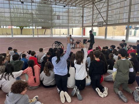 DIA INTERNACIONAL DE LA DIVERSITAT FUNCIONAL CEIP VICENTE GIRONÉS MORA