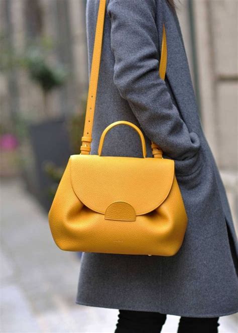 Purse Outfit Ideas for Women – kadininmodasi.org