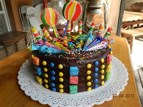 1000+ images about Candy Birthday Cake on Pinterest