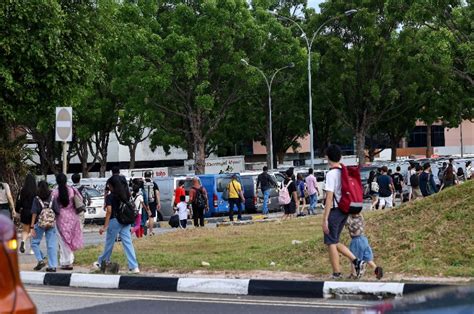 耶稣受难日长周末 狮城近230万人次通关陆路关卡 地方 狮城二三事