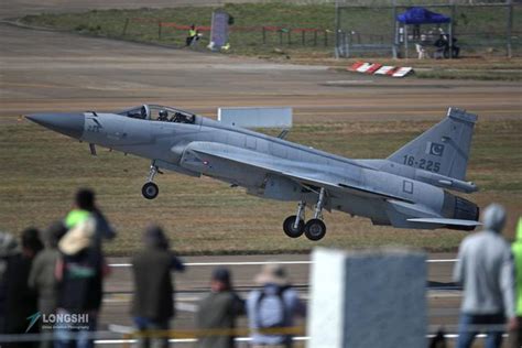 梟龍改進型號現身，巴鐵空軍迎來新優勢，印度陣風戰機要多個心眼 每日頭條