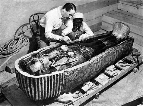 The Discovery And Mysterious Contents Of King Tuts Tomb