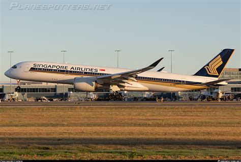 V Shu Singapore Airlines Airbus A Photo By Cameron Id