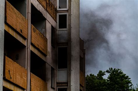 Brand In Leerstehendem Wohnblock In Dillingen Ermittlungen Zur