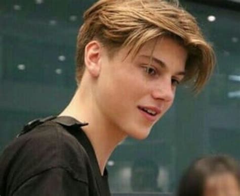 Ruel • | Uomini capelli lunghi, Capelli uomo, Tagli di capelli per ragazzi
