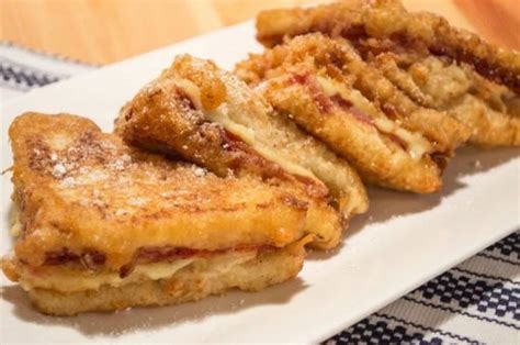 Bennigans Monte Cristo Sandwich Recipe By Food Recipe Medium