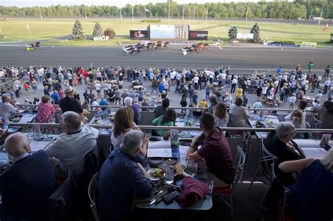 Horse Racing Woodbine Mohawk Park