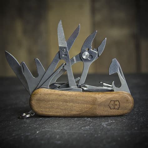 Victorinox Evowood Delamont S557 Walnut Swiss Army Knife Swiss Army