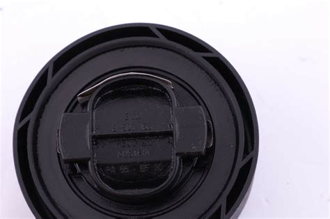 Bmw Series E E E F F F F F Engine Oil Filler Cap