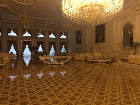 HOTEL GRAND ARISTOCRATE - Reviews, Photos