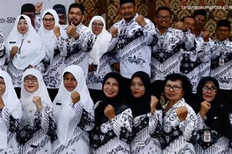 Belum Sertifikasi Guru PPPK Tetap Terima Tunjangan Sebesar Tunjangan