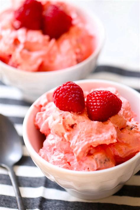 Easy And Fluffy Raspberry Fluff Jell O Salad Maria S Kitchen