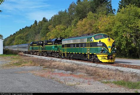 Fall Foliage Trains | Worldwide Rails