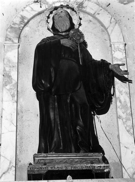 San Francesco Di Paola Statua