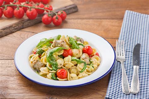 Italienische Bratwurst Orecchiette Pfanne Rezept HelloFresh