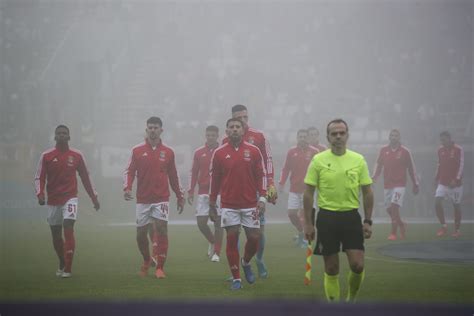 Nacional Benfica já é oficial jogo adiado