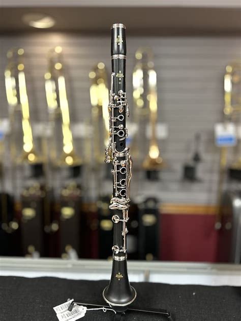 Buffet Crampon E11 Intermediate Bb Clarinet Reverb