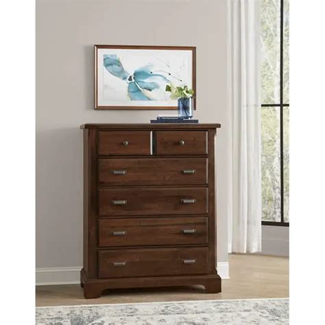 817 115 Vaughan Bassett Furniture 5 Drawer Chest