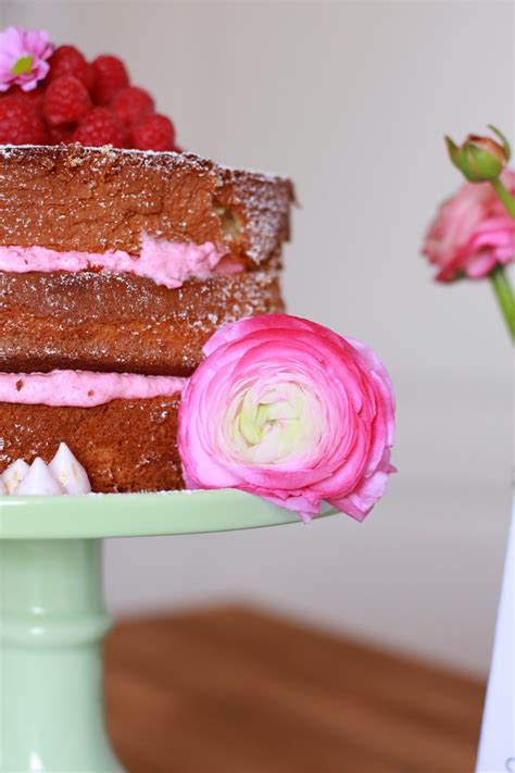 Feines Handwerk Naked Cake Mit Himbeeren