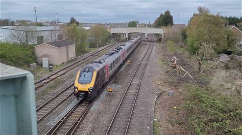 Xc Class 220 Voyager 220016 Passing Clay Mills Junction Youtube