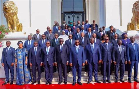 Premier Conseil Des Ministres Pour Le Nouveau Gouvernement Senegal