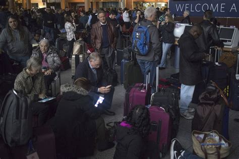 Atlanta Airport Power Restored After Outage Cripples Operations Bloomberg