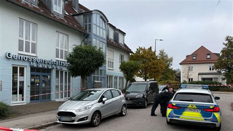 Bank Berfall In M Nchen Polizei Nimmt Mitarbeiterin Fest