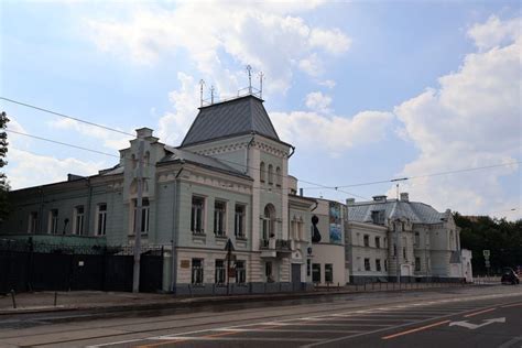 Музей династии Дурова в Москве | Музей театра зверей в жилом дом В.Л ...