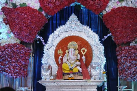 Pune, Maharashtra, 2 September 2022, People and Devotee at Famous Kasba Ganpati during Ganpati ...