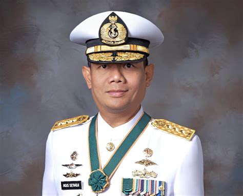 Laksdya Tni Purn Dr Agus Setiadji Perang Generasi Kelima Patut