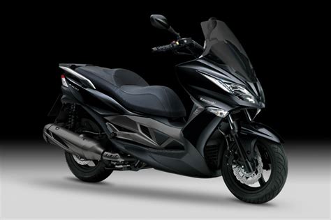 Kawasaki J300 scooter unveiled | Visordown