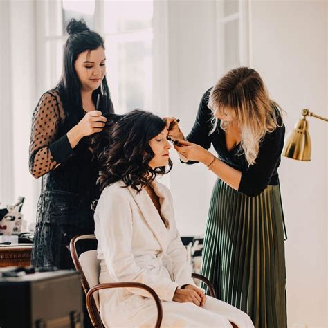 When To Book Your Wedding Hair And Makeup Trials