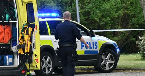 Man I 30 årsåldern Skjuten I Arlöv Allvarligt Skadad Svt Nyheter