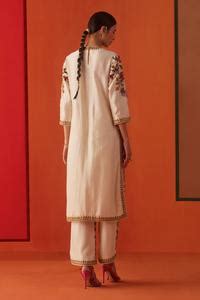 Buy Ivory Chanderi Embroidery Floral Round Neck Bloom Kurta With Pant