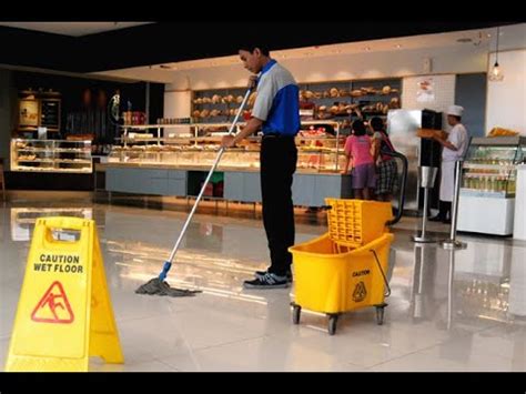 Episode Kisah Pemuda Kaya Yang Menjadi Cleaning Service Sekilas