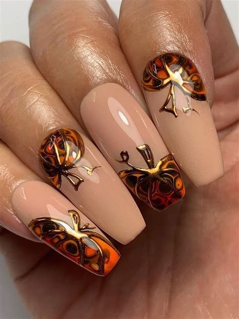 Spooky Halloween Acrylic Nail Designs