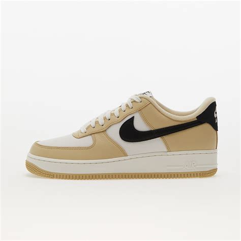 Nike Air Force 1 07 LX