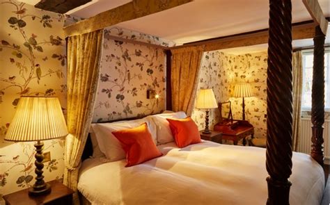 Hotel Rooms & Suites - Ockenden Manor