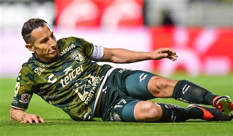 Andrés Guardado sufrió una lesión y será baja con el León Cuánto