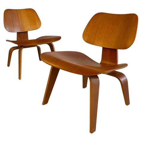 Charles Eames Lcw Lounge Chairs At 1stdibs Lcw Dark Black Dark Black