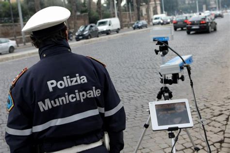 Autovelox La Polizia Municipale Si Adegua Alla Direttiva Minniti Ecco