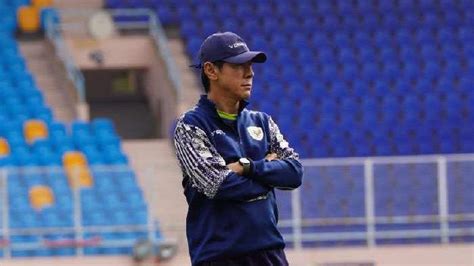 Kualifikasi Piala Dunia 2026 Shin Tae Yong Tak Mau Remehkan China