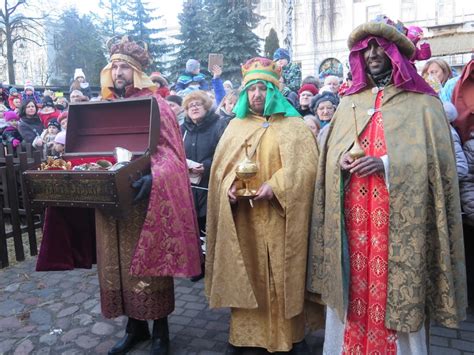 Trzej Królowie przybyli do Piotrkowa ePiotrkow pl Piotrków Trybunalski