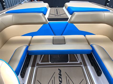 2021 Moomba Mondo Premier Boating