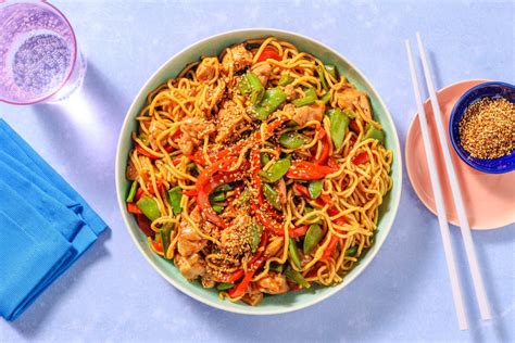 Easy Hoisin Chicken Noodles Recipe Hellofresh